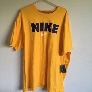 Men’s 4XL Nike t shirt